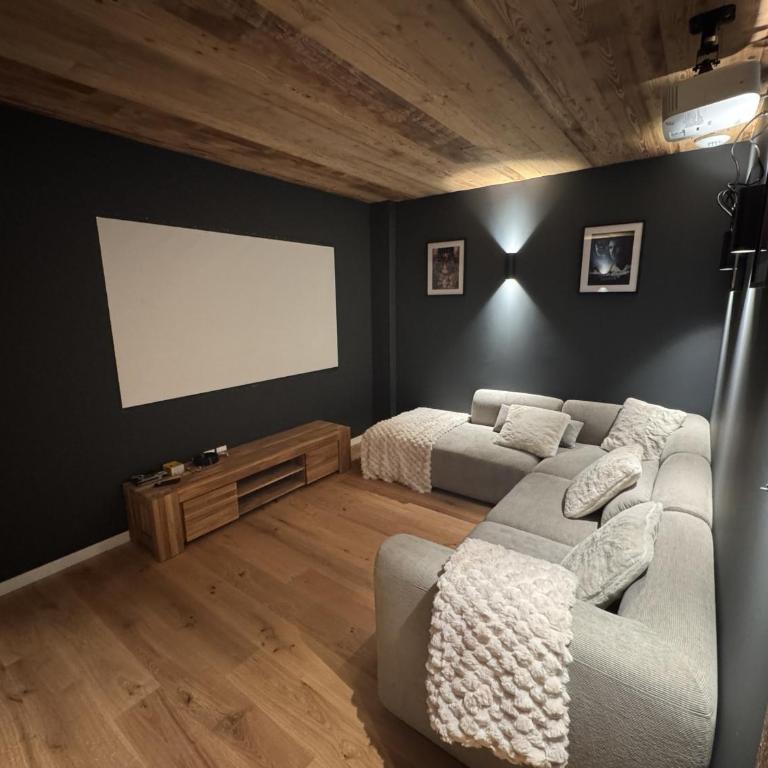 Chalet de luxe avec sauna et jacuzzi aux Gets - 14 personnes - FR-1-671-308 - Chalet - 12