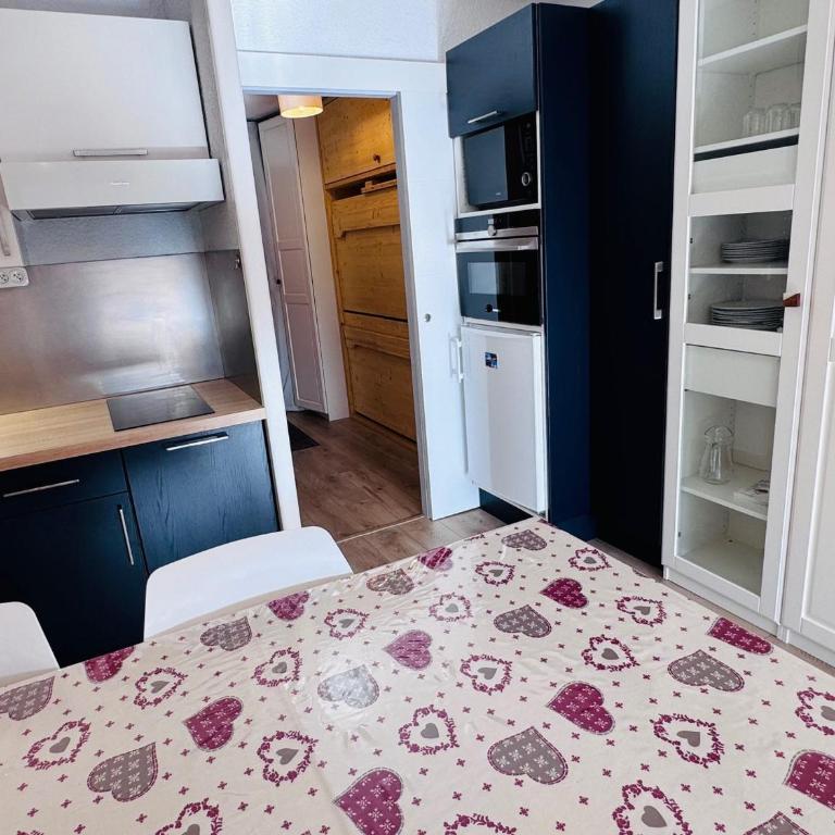 Studio confortable aux Deux Alpes - Grand balcon ensoleillé - FR-1-546-61 - Studio - 6