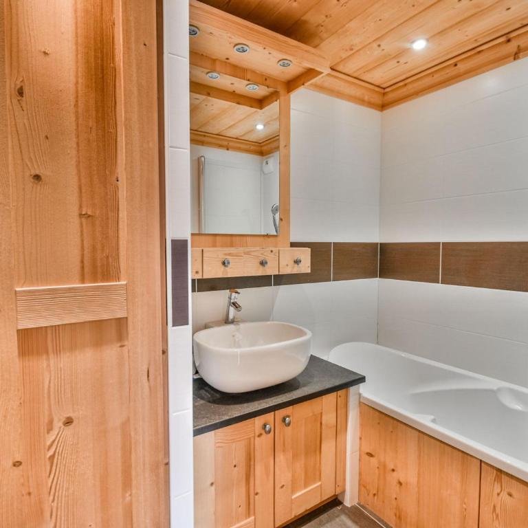Splendide T4 + cabine pour 8 pers au centre avec parking - FR-1-685-97 - Appartamento - 10