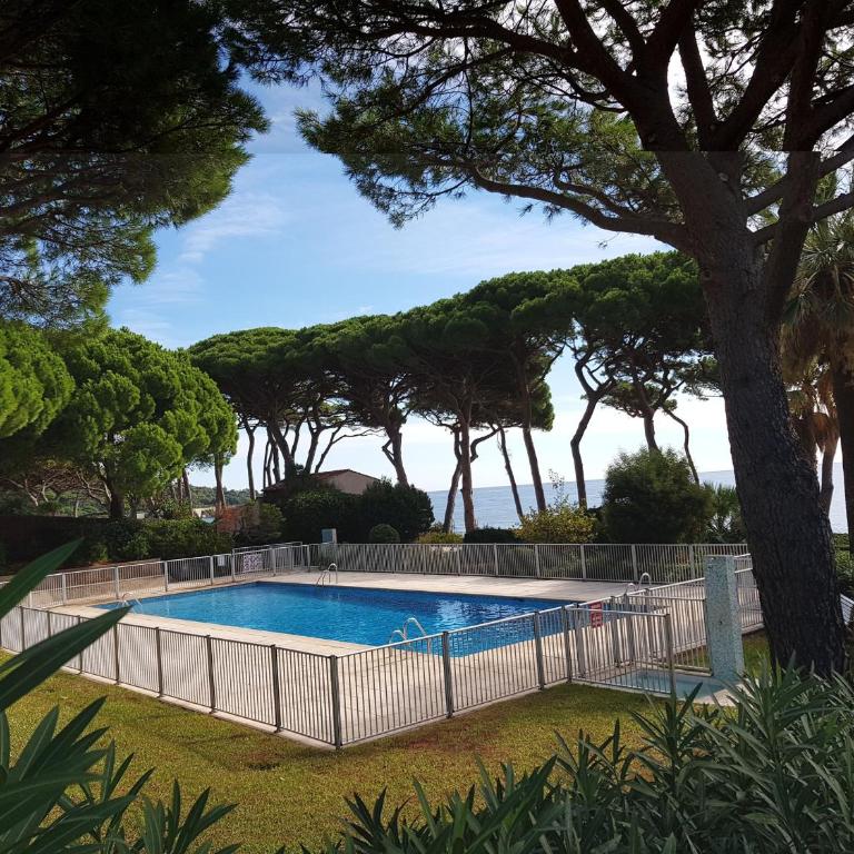 Triplex 4 pièces, vue mer, piscine, parking, animaux admis à Sainte-Maxime - FR-1-780-44 - Apartamento - 31