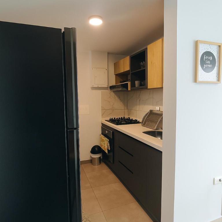 Apartamento Amoblado Cerca al Mar - Three-Bedroom Apartment - 15