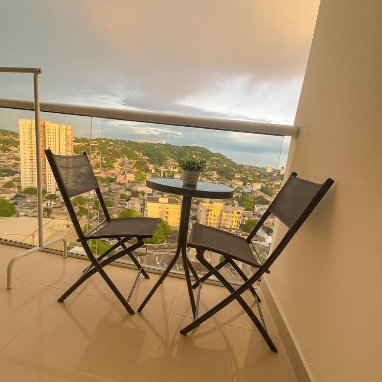Apartamento Amoblado Cerca al Mar - Three-Bedroom Apartment - 17