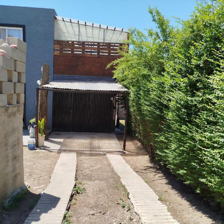 Casa 2 dormitorios con pileta - Two-Bedroom House - 34