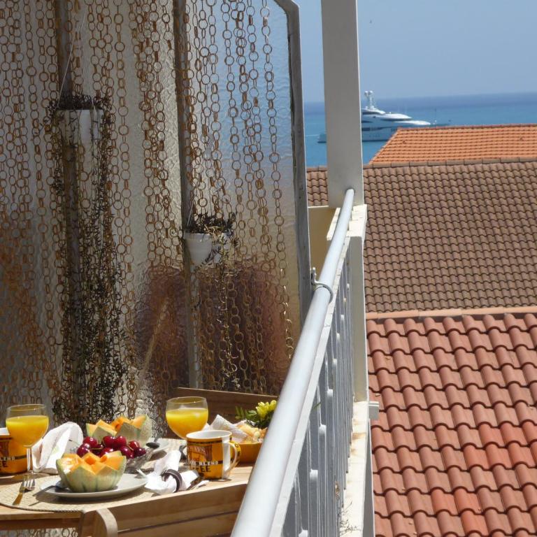 Sunny Cap View Terrace with Sea Views and AirCon - Appartement - Vue sur Mer - 25