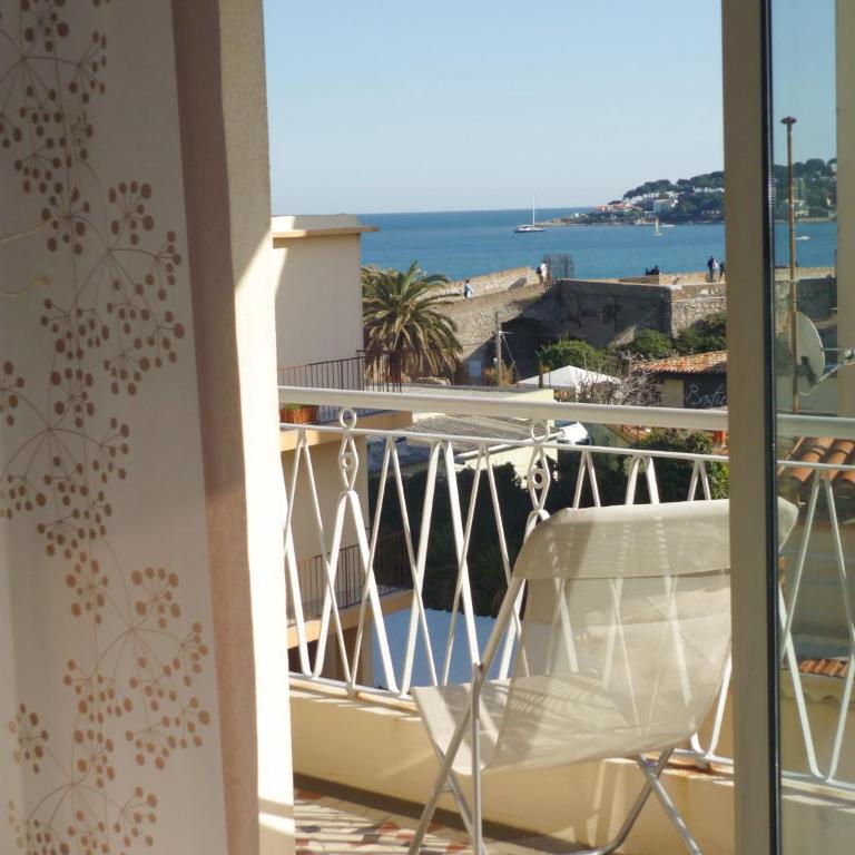 Sunny Cap View Terrace with Sea Views and AirCon - Appartement - Vue sur Mer - 27