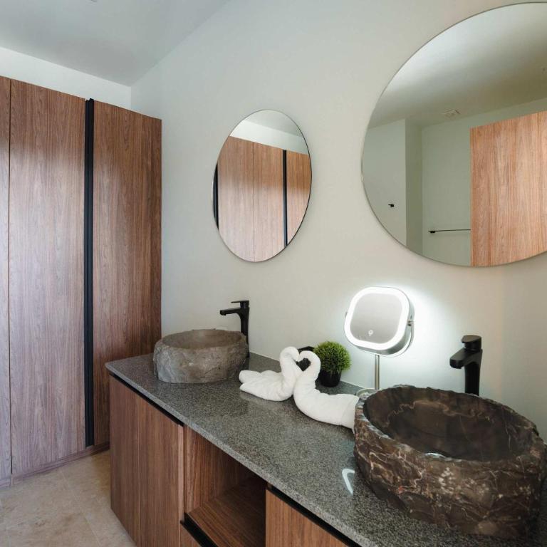 Modern 2BR Apartment with Pool & Gym - Apartamento - 12