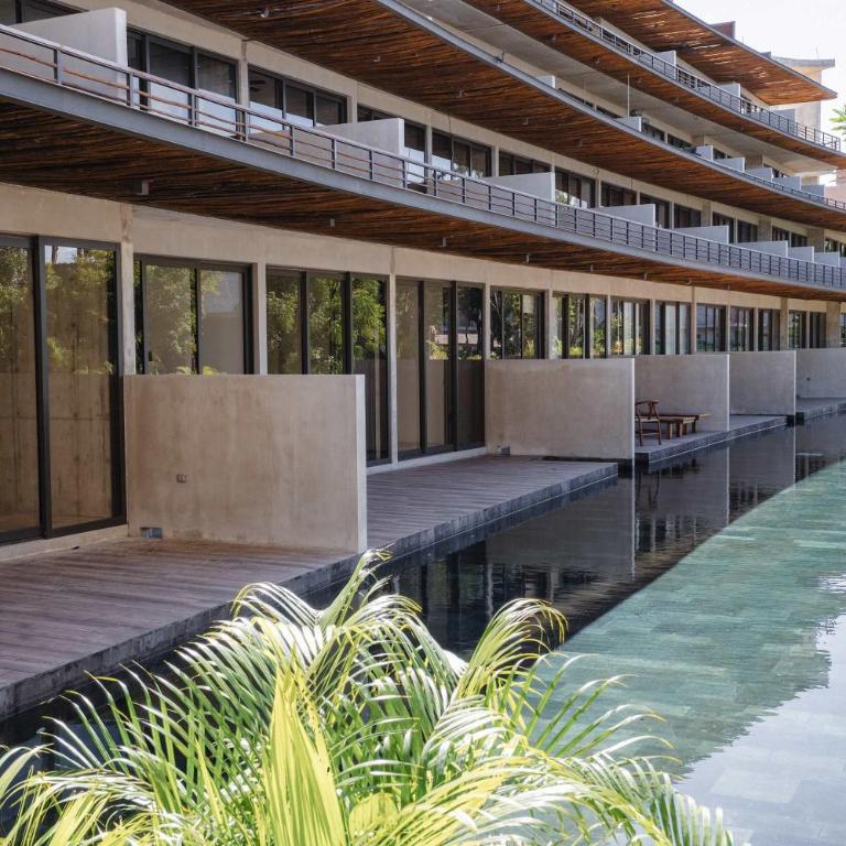 Modern 2BR Apartment with Pool & Gym - Apartamento - 23