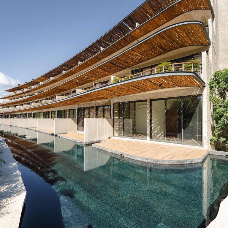 Modern 2BR Apartment with Pool & Gym - Apartamento - 25