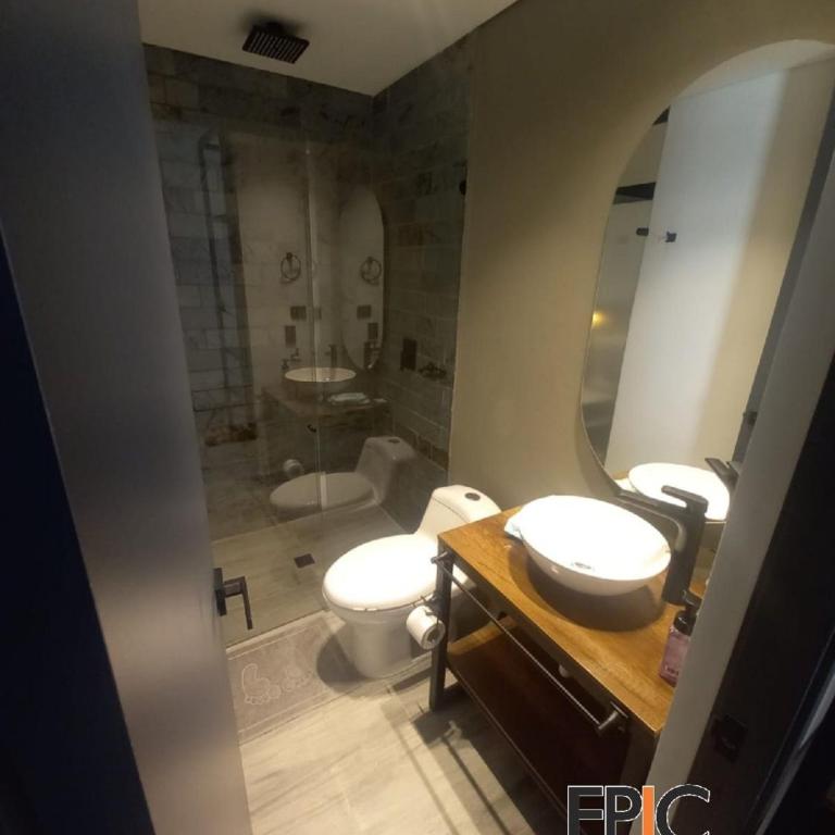 Epic Suite 213 Deluxe Airport Family 2Room 6Pax - Two-Bedroom Suite - 2
