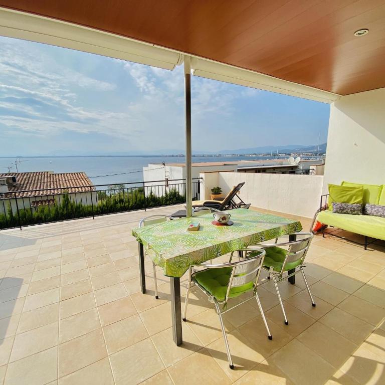 Apartamento en Roses, cerca de la playa, con estacionamiento - ES-258-171 - Apartment - 2
