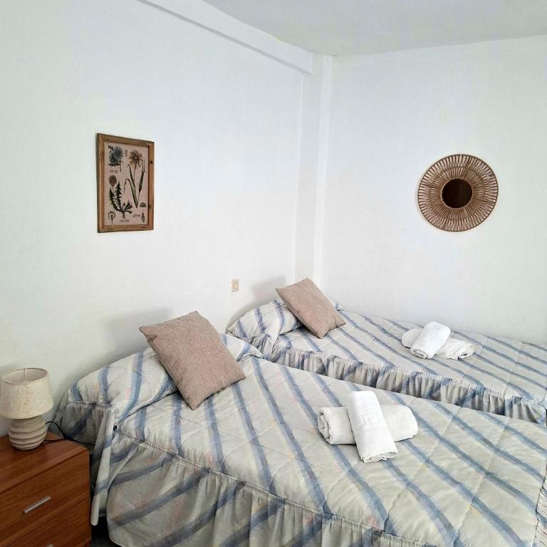 Casa de la abuelita - Three-Bedroom Home - 24