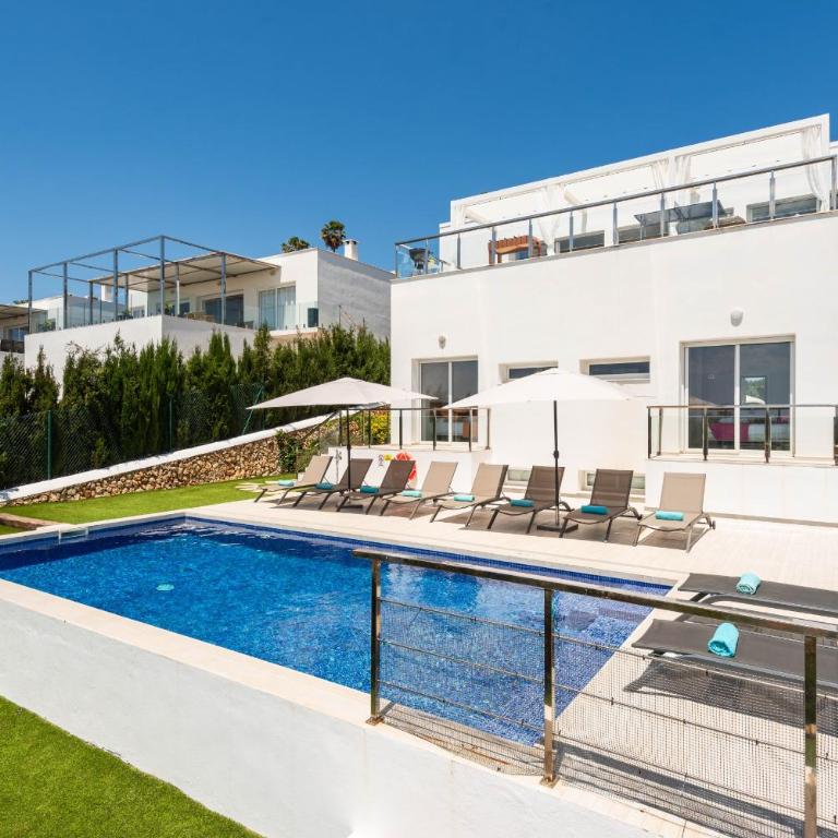 Villa Paradise by Escape Home - Villa with Private Pool - 2