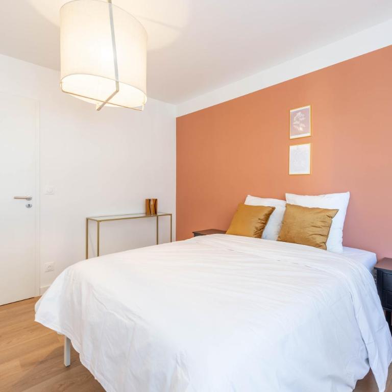 M055 Joli T4 lumineux et spacieux en centre ville - Appartement 3 Chambres - 13