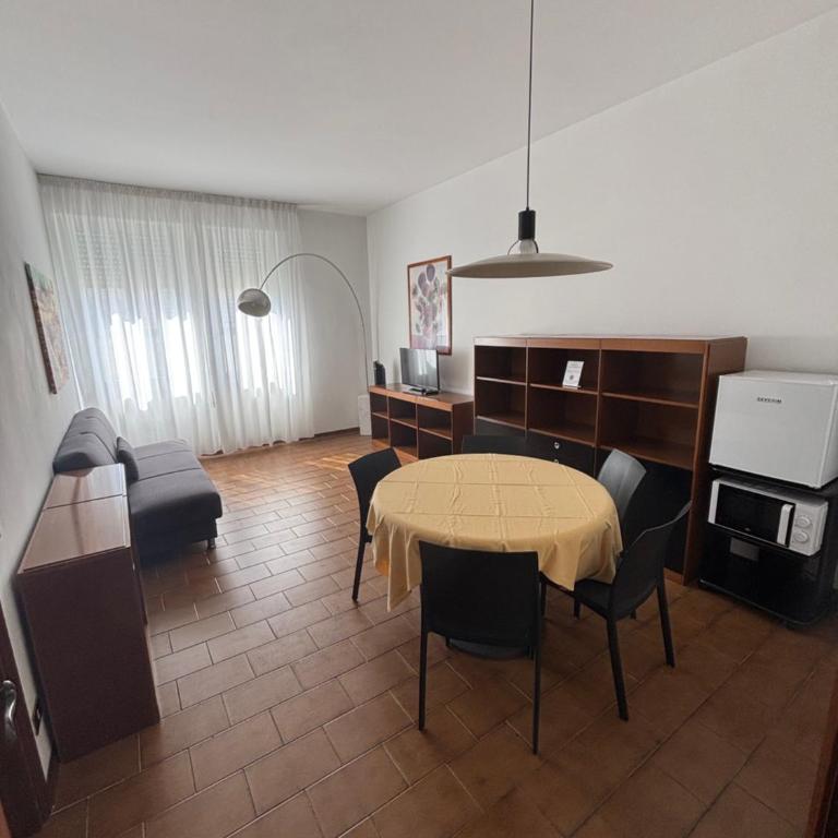 Centro Residenziale Maestoso - Appartamento con 1 Camera da Letto e Vista Mare - 3