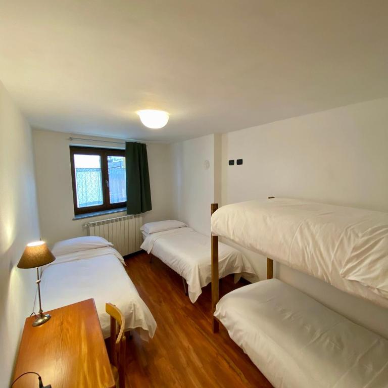 La Casa Dei Nonni - Foresteria - Camera Quadrupla con Bagno Privato - 1