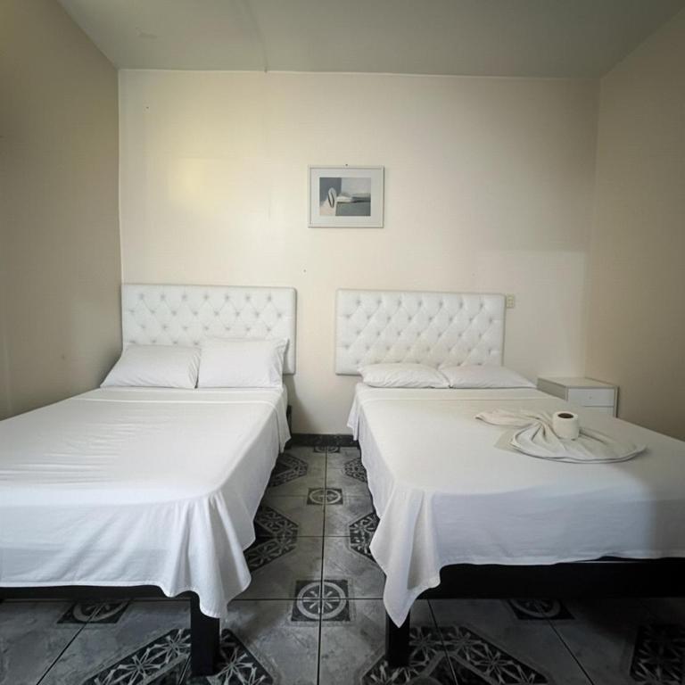 Hostal Las Vegas - Habitación Doble - 2 camas - 1