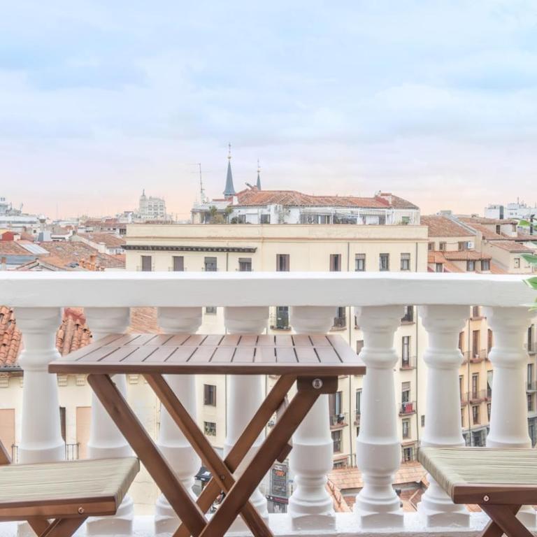 PSM87 Ático de lujo y luminoso con extraordinaria Terraza en el Centro de Madrid - Two-Bedroom Apartment with Terrace - 3