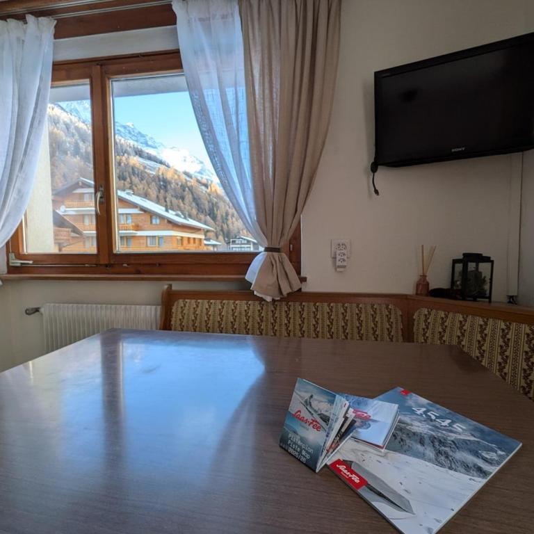 Family friendly and sunny apartment in the heart of Saas Grund - Apartment mit 2 Schlafzimmern - 4