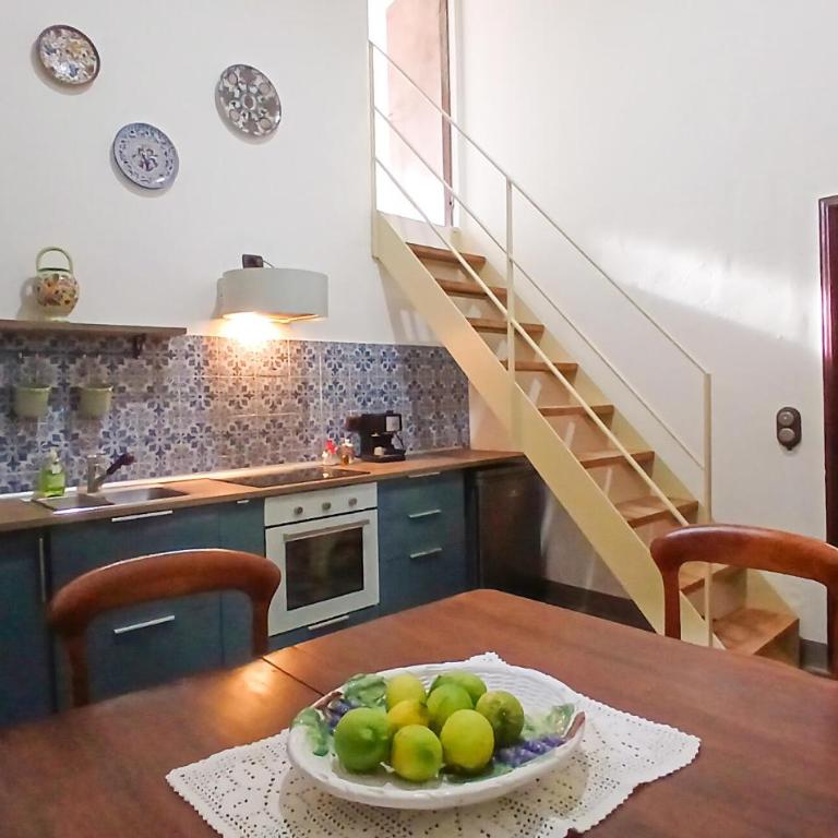 Amazing Apartment In Pisa With Wifi - Two-Bedroom Apartment - 8