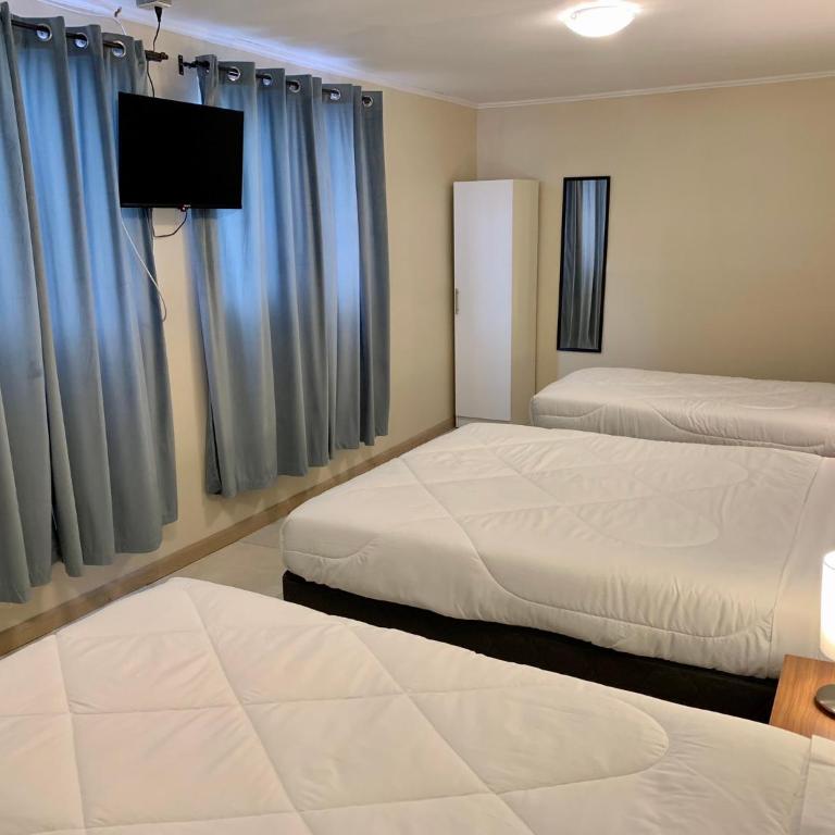 Península Hostel - Habitación Familiar con baño compartido - 1