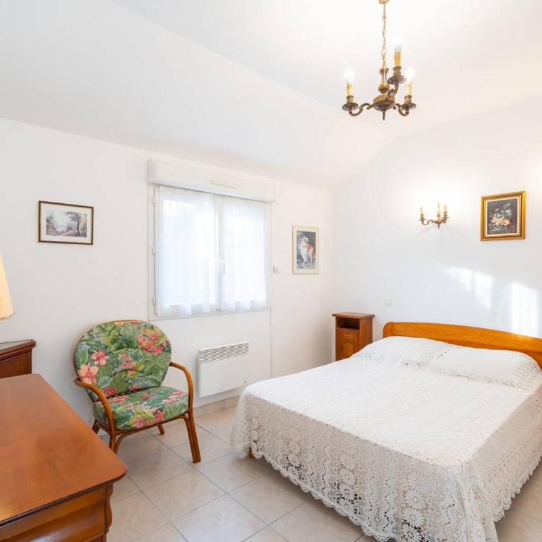Charmante maison à Carnac - 2 pers., terrasse, animaux admis - FR-1-477-97 - Villa - 8