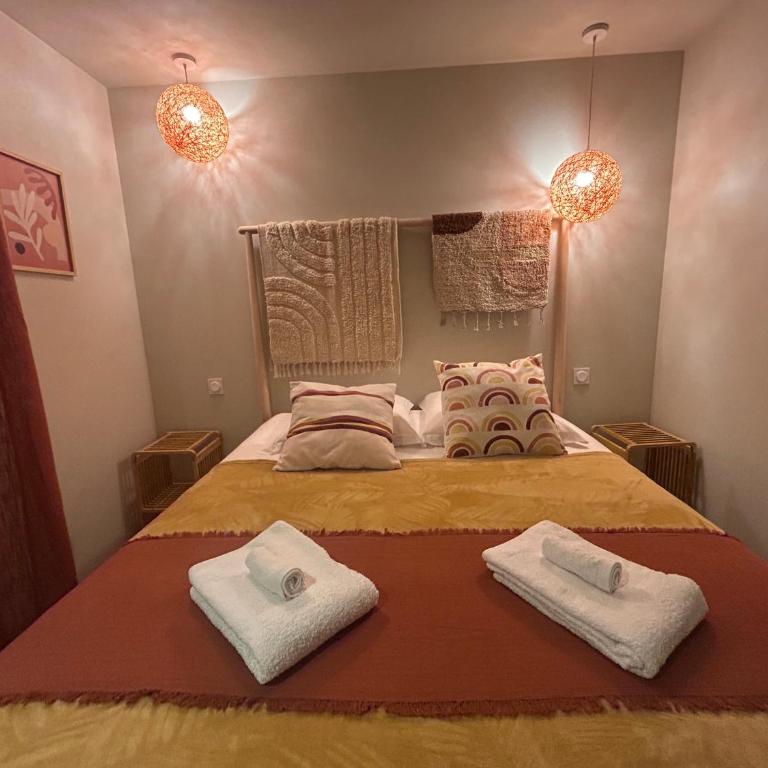Bas de villa la sablhyeres- 300m Plage de la Capte - 2 hébergements disponibles - Maison de Vacances - 9