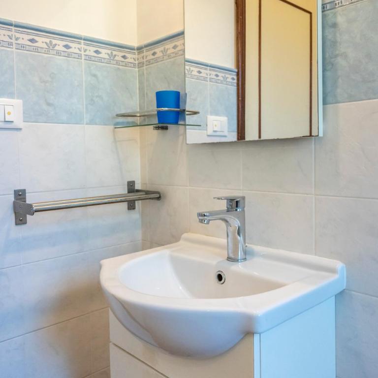 Trilocale con giardino e posto auto a Marcelli - M152 - Appartamento con 2 Camere da Letto - 23