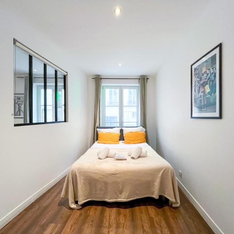UrbanFlat 201 - Beautiful 2 Bedroom Flat in the center of Paris - Appartement - 12