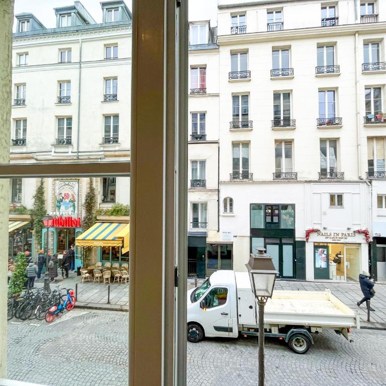 UrbanFlat 201 - Beautiful 2 Bedroom Flat in the center of Paris - Appartement - 28