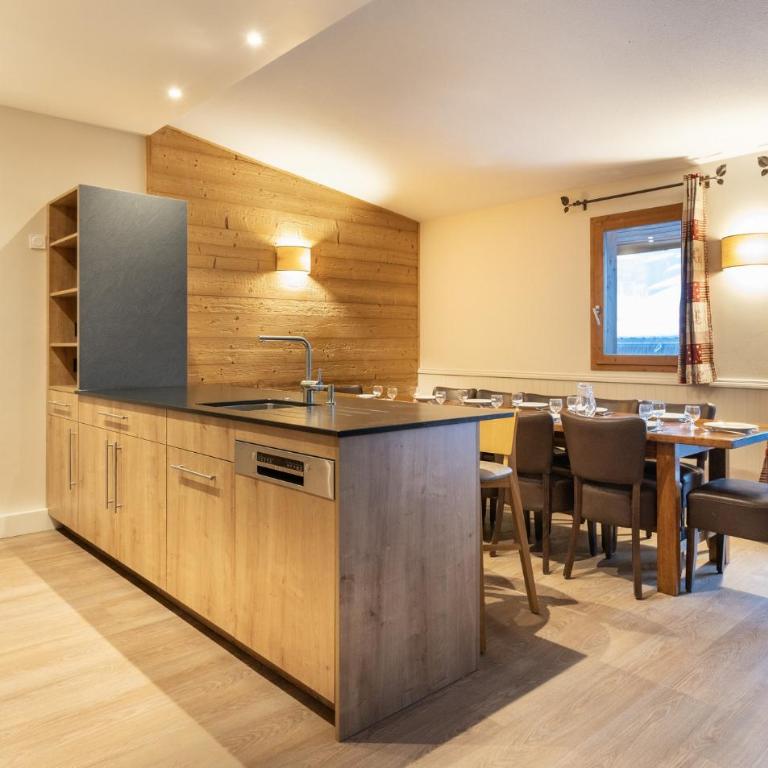 Résidence Les Balcons de Belle Plagne - Appartement 7 Pièces (en Duplex) - 12/14 Personnes - 6