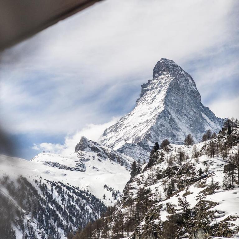 Grand Hotel Zermatterhof - Corner Suite Matterhorn View - 1