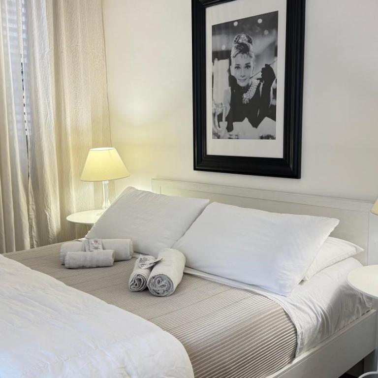 BB Essenze Club - Deluxe Double Room with Balcony - 1