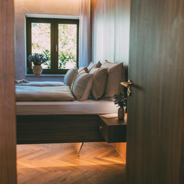 Residence Alpi - Private Spa & Living - Four-Bedroom Chalet with Sauna and Outdoor Whirlpool - 25