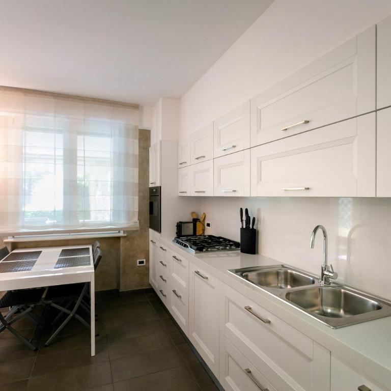 Sirmio Apartments - Primavera Stay - Deluxe Apartment with Garden and Lake View - 12