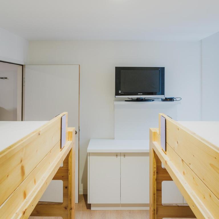 L'HELIOS Séjour Ski & Thermes en Plein Centre - One-Bedroom Apartment - 8