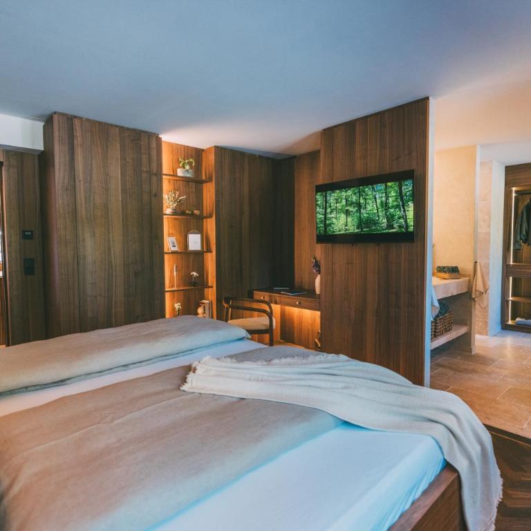 Residence Alpi - Private Spa & Living - Four-Bedroom Chalet with Sauna and Outdoor Whirlpool - 5