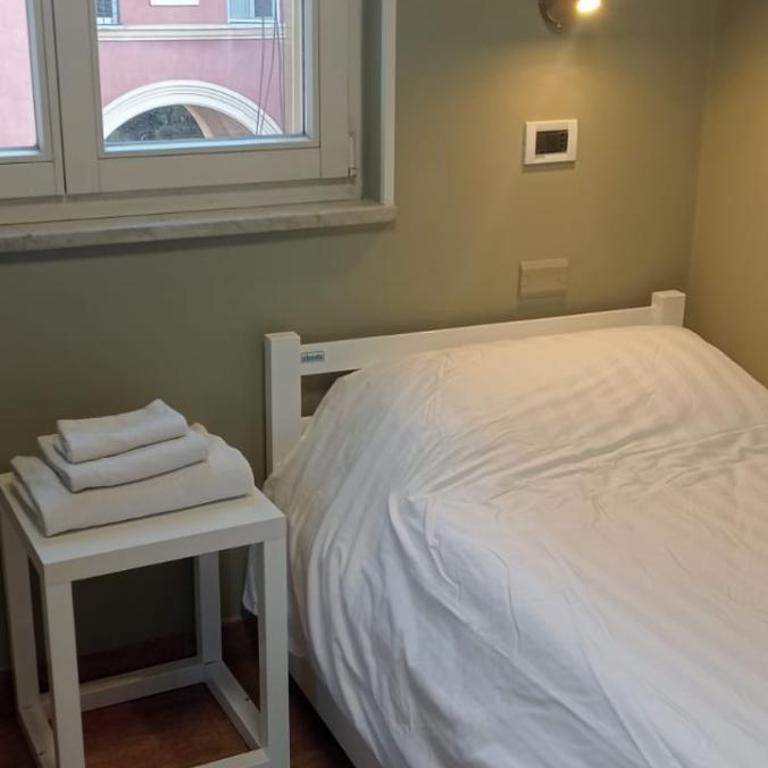 Roma Scout Center - Camera Familiare con Bagno Privato - 3