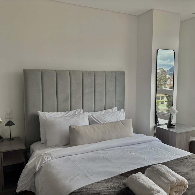 Stylish 2BR in Usaquen Peaceful Stay with Scenic Views VOU820 - Apartment - 8