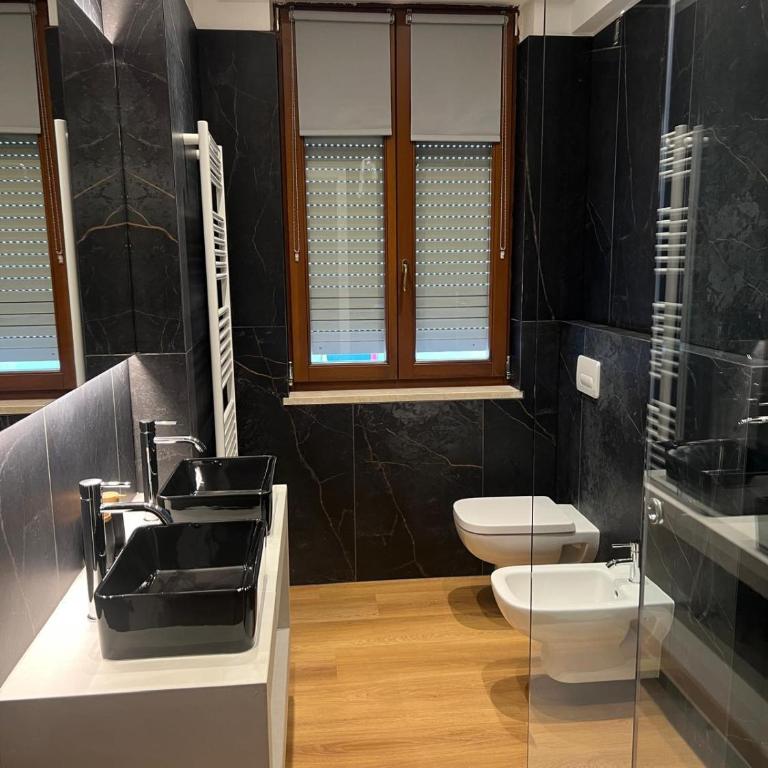 Black Swan Apartment - Appartamento con 2 Camere da Letto - 13