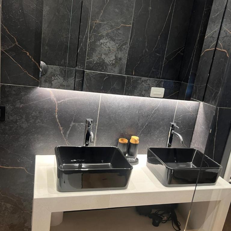 Black Swan Apartment - Appartamento con 2 Camere da Letto - 12