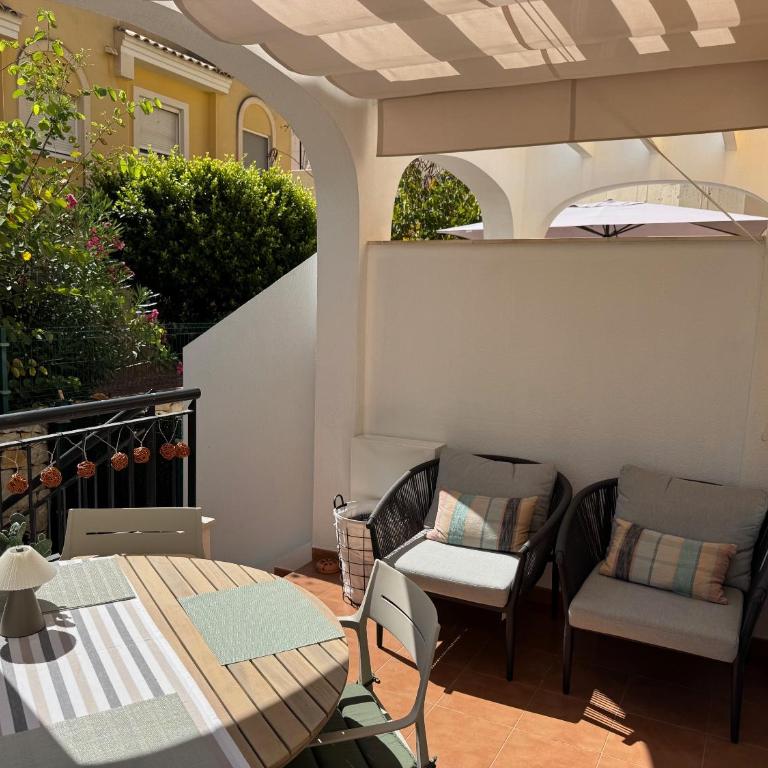 AvocadoHome - Villa - 18