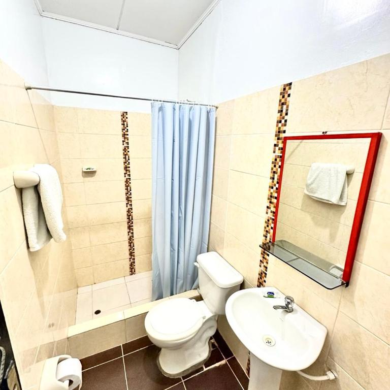 Hostal Maravilla Amazónica - Deluxe Queen Room - 3