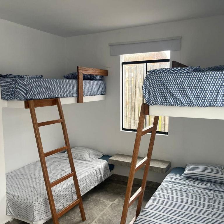 Casa de playa a metros del mar con piscina y BBQ - Casa de 4 dormitorios - 8