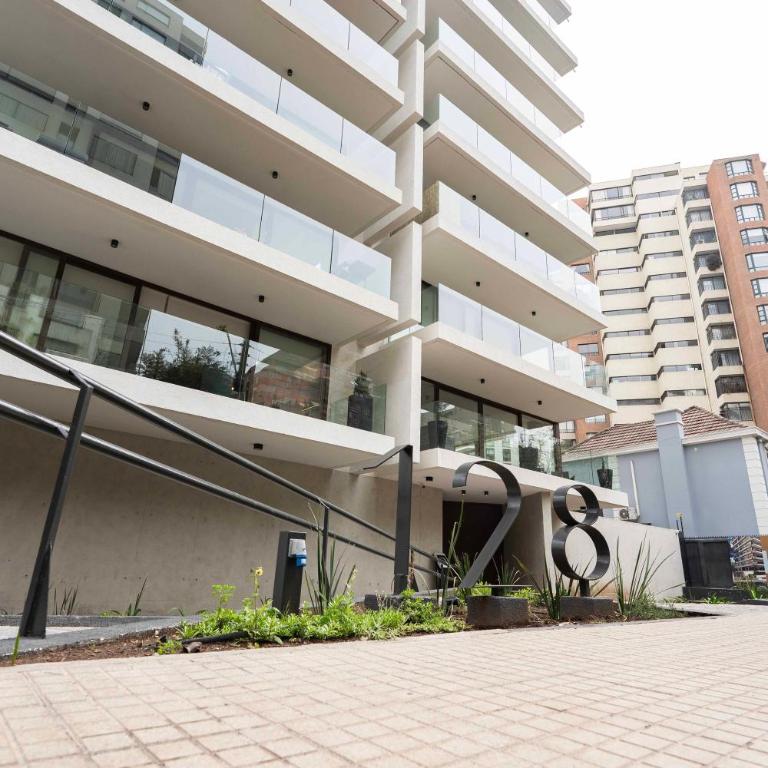 AT HOME El Golf - Apartamento de 3 dormitorios - 1