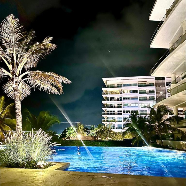 Apartamento con piscina gigante y acceso directo al mar - One-Bedroom Apartment with View - 14