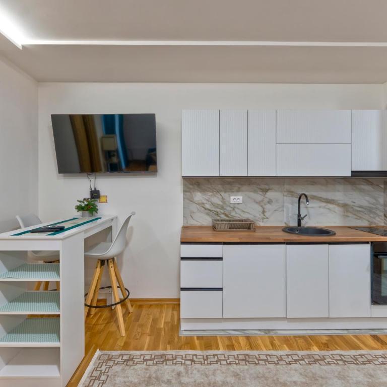 Lux apartman 39 - One-Bedroom Apartment - 9