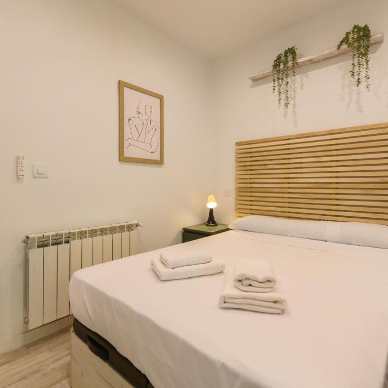 Oruro Habitación con confort y esencia boliviana en MadridTemporal HDB1201 - Habitación Deluxe - 1 cama grande - 40