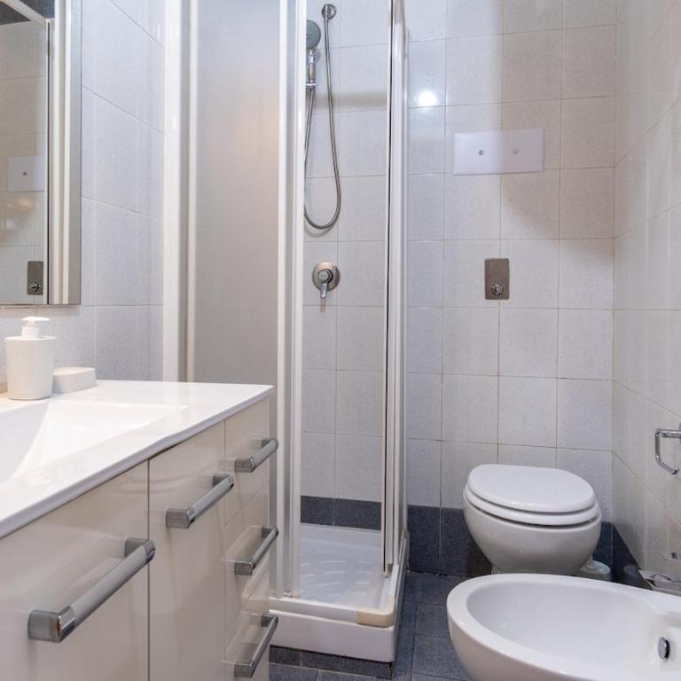 15 min to Historic Center, 5 min to Bus, Balcony - Appartamento con 2 Camere da Letto - 4