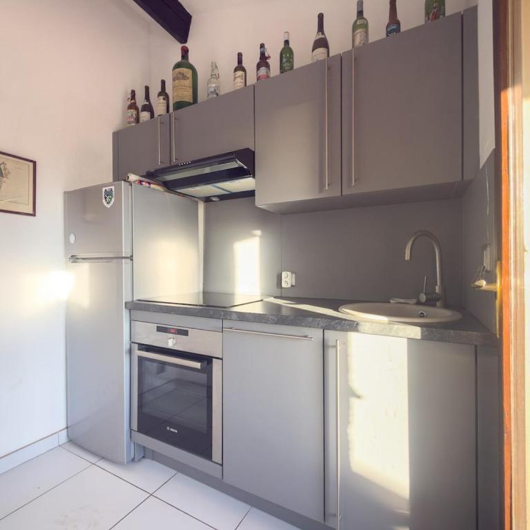 Joli cocon , terrasse, vue mer, piscine - Appartement 2 Chambres - 4