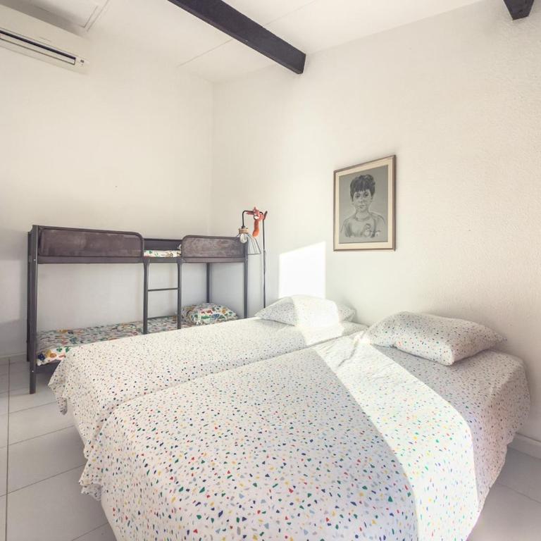Joli cocon , terrasse, vue mer, piscine - Appartement 2 Chambres - 12